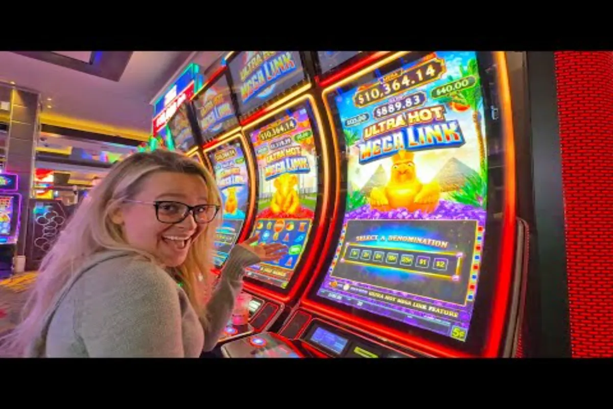 40 Hot Slot – klasyczny owocak, który wciąż zachwyca